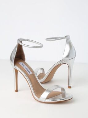 Steve Madden Silver Ankle Strap Heels Size 7